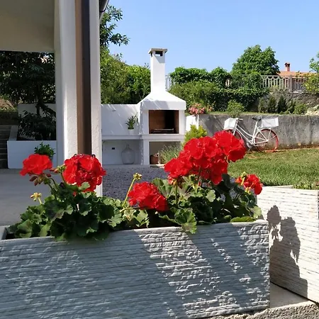 Leni Labin Apartmán