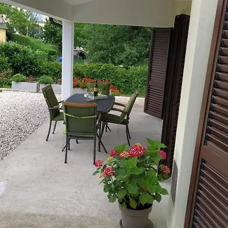 Leni Labin Apartmán